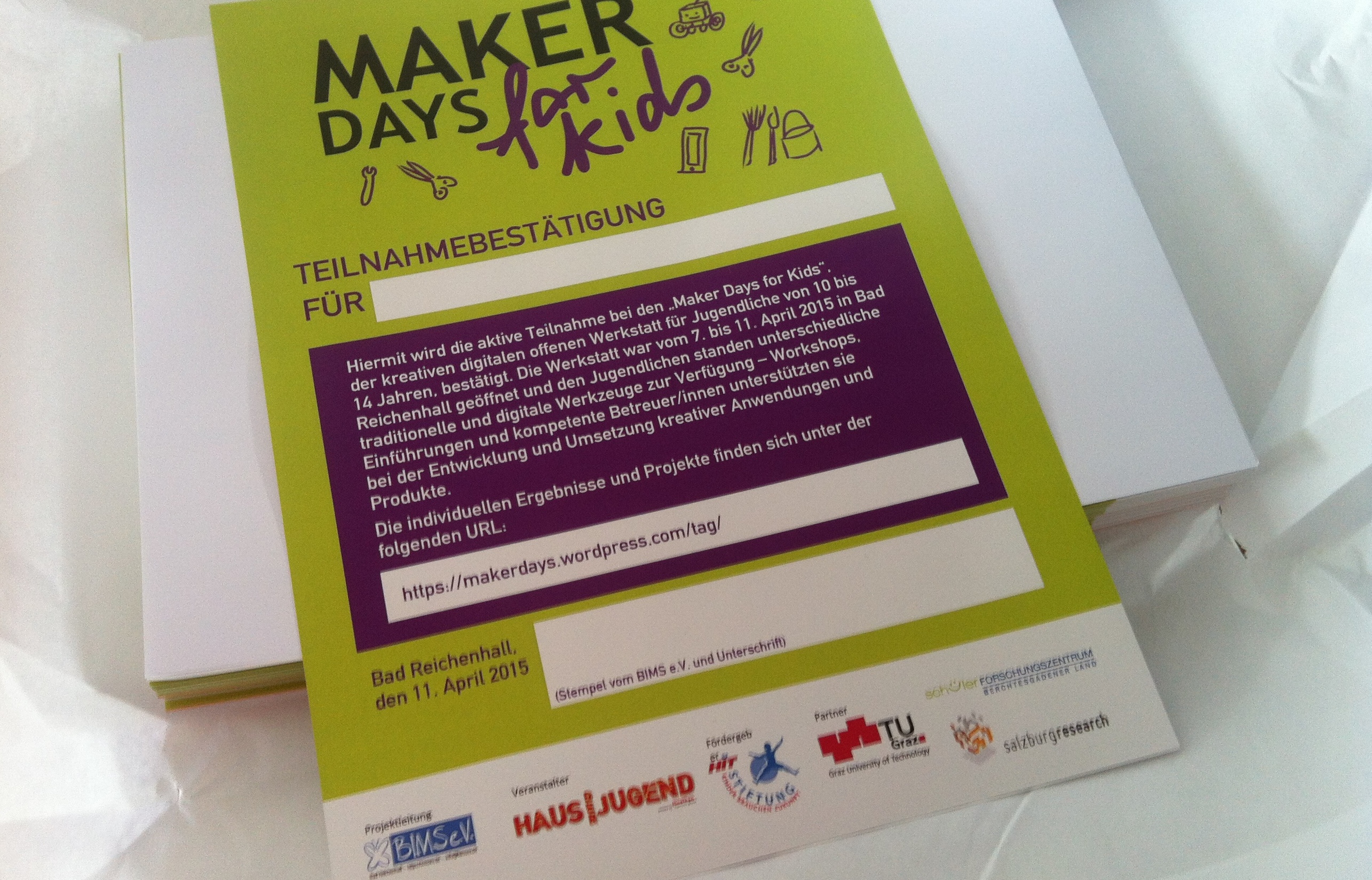 CC BY Maker DAYS FOR KIDS 2015 | http://makerdayswordpress.com, URL: https://creativecommons.org/licenses/by/3.0/de/